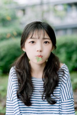 震惊！18岁少女竟在B站上传如此视频？背后真相令人难以置信！